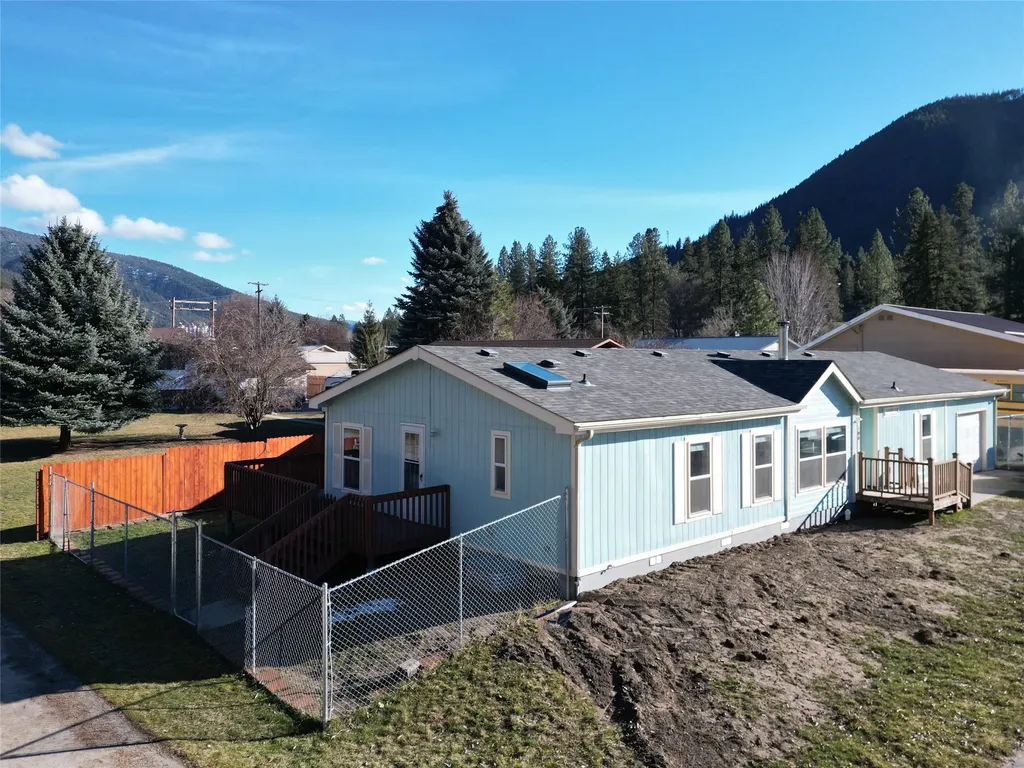 100 7th Street W Superior MT 59872