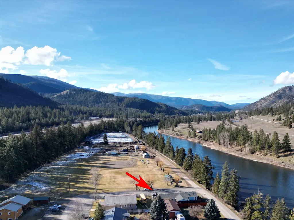 100 7th Street W Superior MT 59872