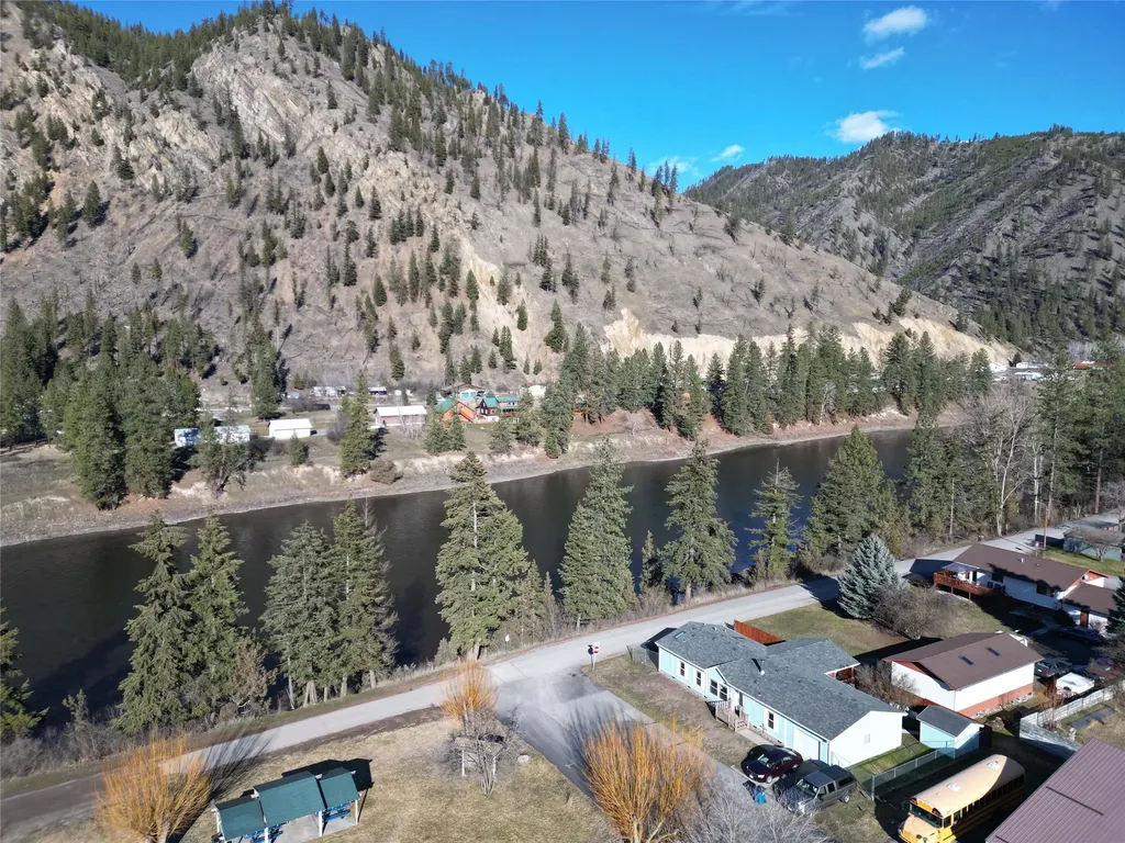 100 7th Street W Superior MT 59872