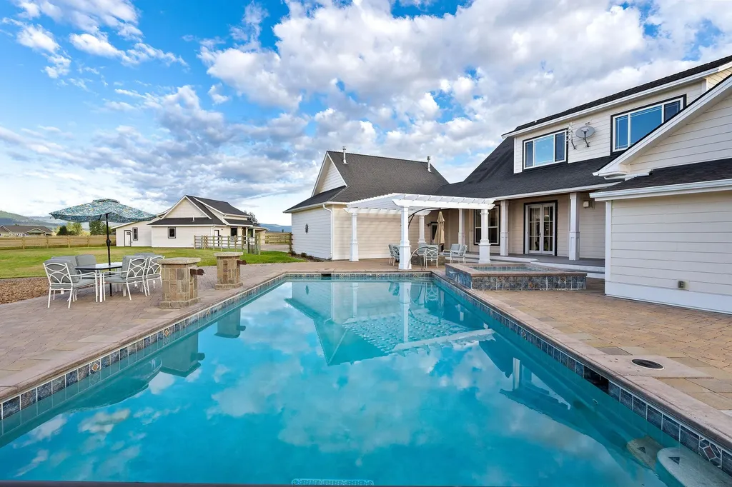 1280 Quarter Horse Lane Kalispell MT 59901