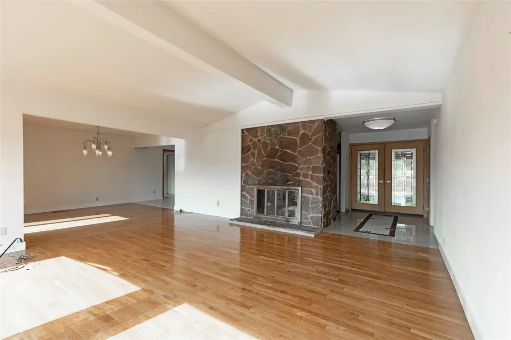 411 W River Road Hamilton MT 59840
