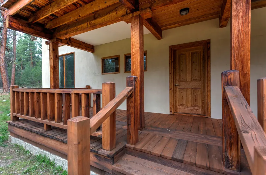 704 Sheafman Creek Road Hamilton MT 59840