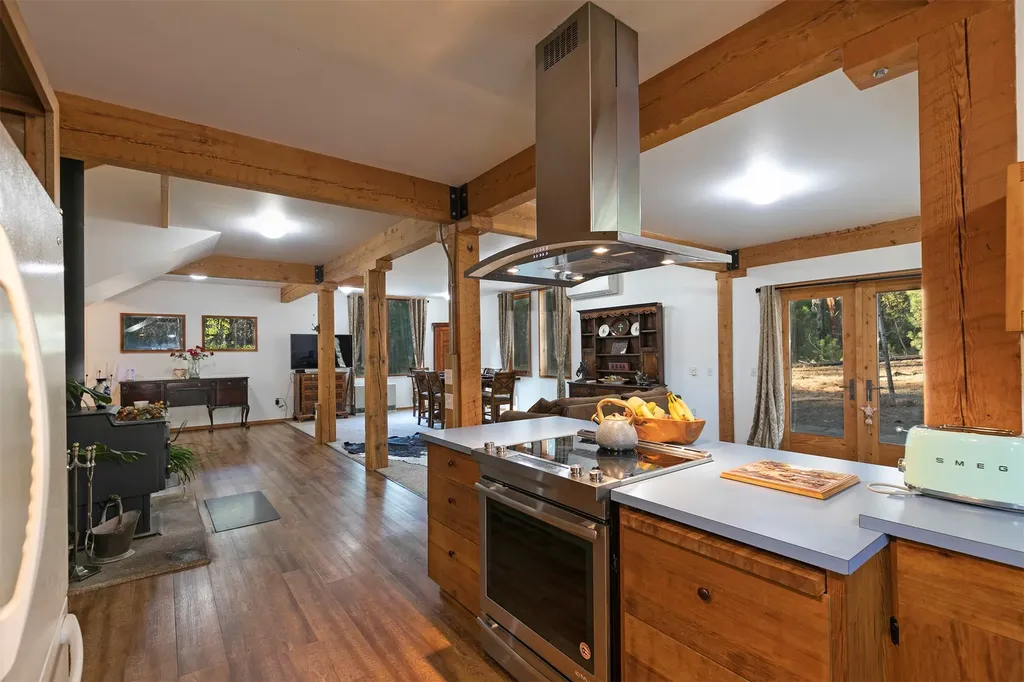 704 Sheafman Creek Road Hamilton MT 59840
