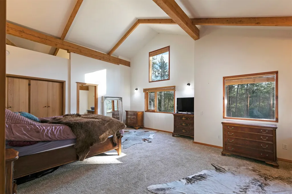 704 Sheafman Creek Road Hamilton MT 59840