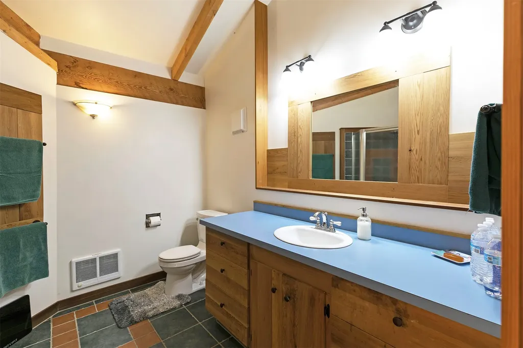 704 Sheafman Creek Road Hamilton MT 59840