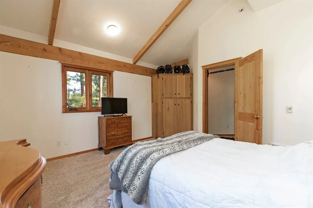 704 Sheafman Creek Road Hamilton MT 59840