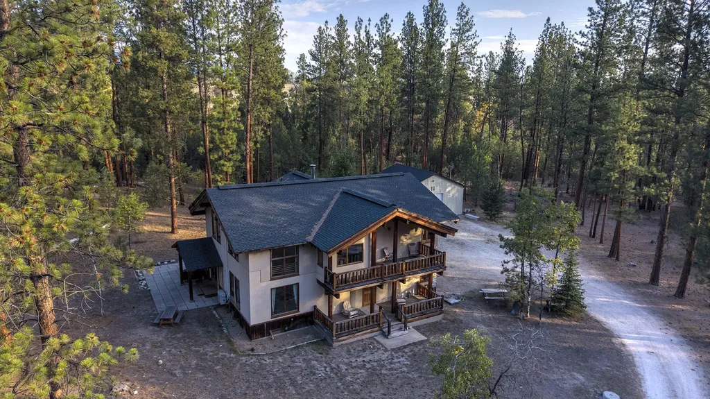 704 Sheafman Creek Road Hamilton MT 59840