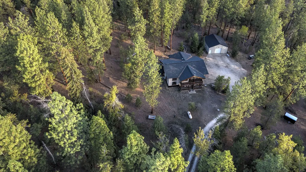 704 Sheafman Creek Road Hamilton MT 59840