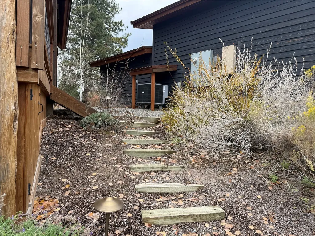 66 Cottage Lake Lane Eureka MT 59917