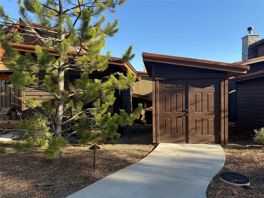 66 Cottage Lake Lane Eureka MT 59917