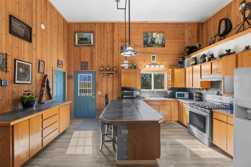 1801 Sun Avenue Livingston MT 59047