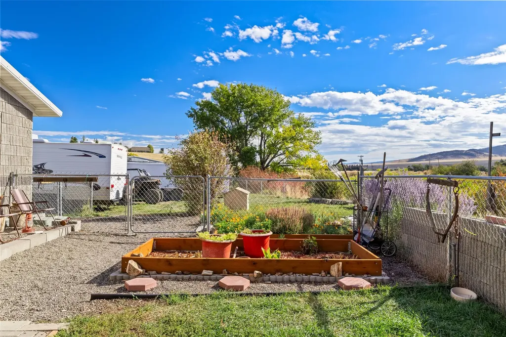 1801 Sun Avenue Livingston MT 59047