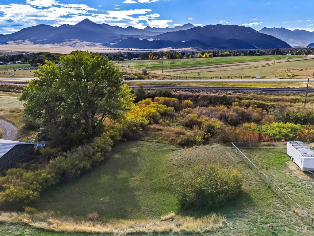 1801 Sun Avenue Livingston MT 59047