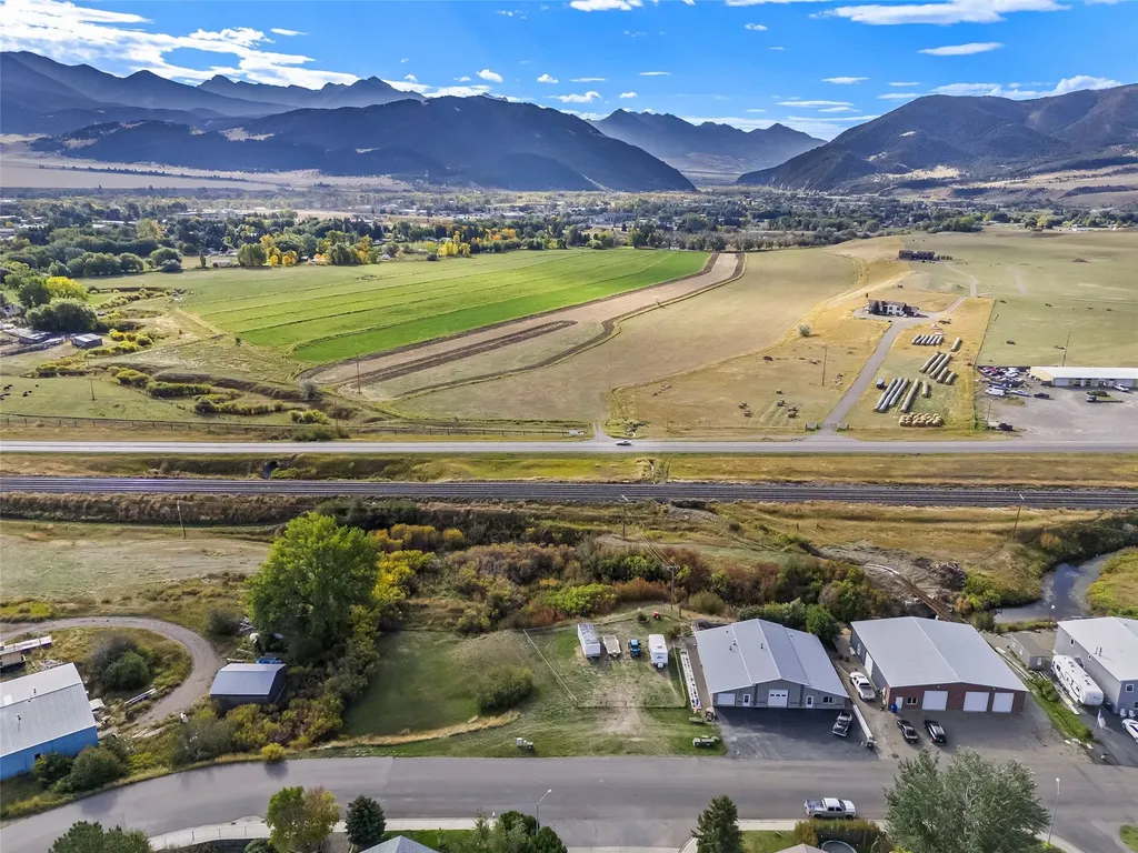 1801 Sun Avenue Livingston MT 59047