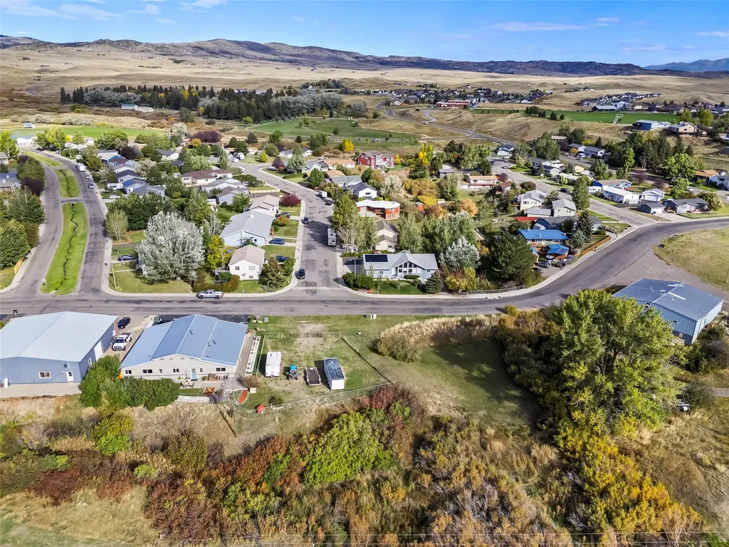 1801 Sun Avenue Livingston MT 59047