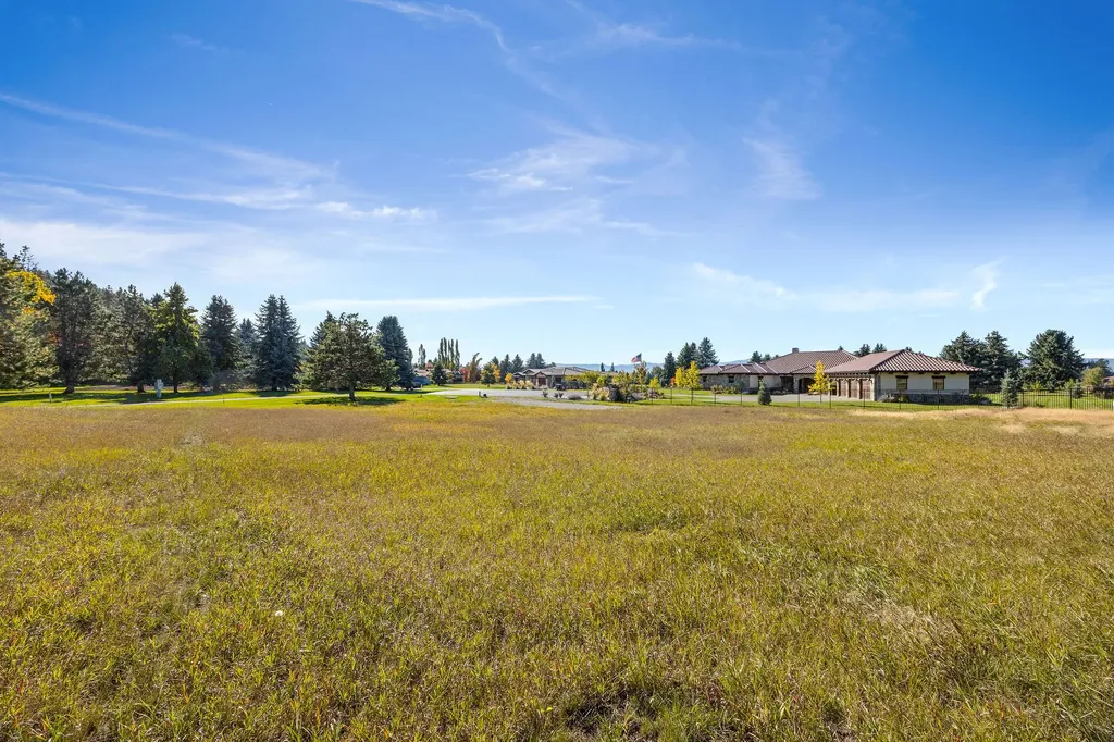 351 Chapman Lane Bigfork MT 59911