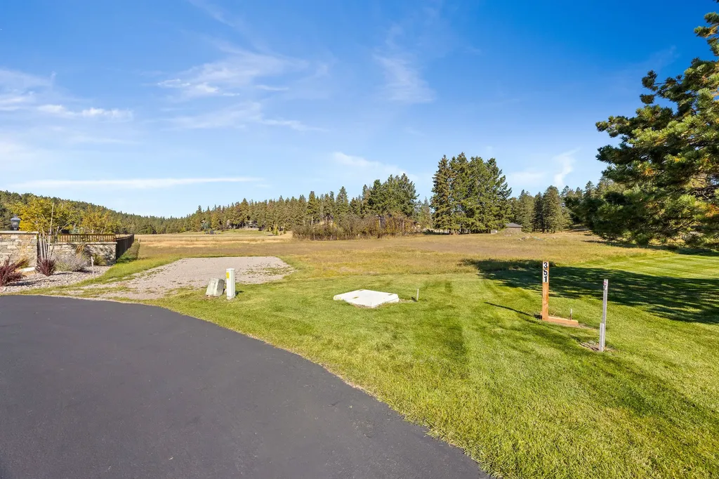 351 Chapman Lane Bigfork MT 59911