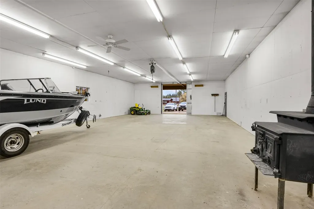 Nhn Klements Lane Florence MT 59833