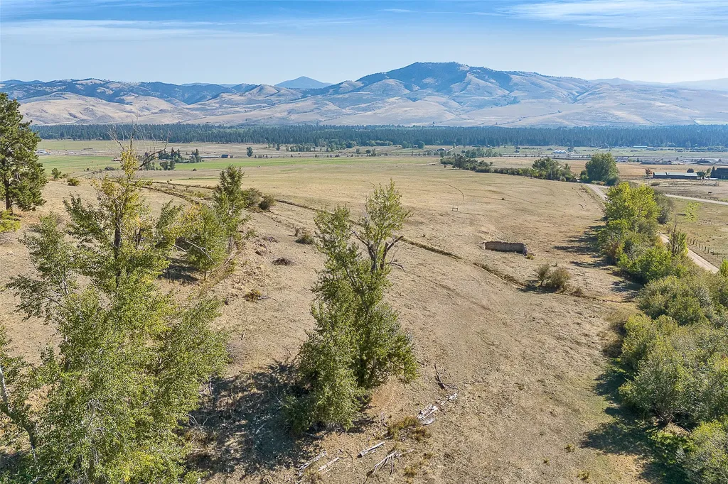 000 Homestead Pastures Florence MT 59833