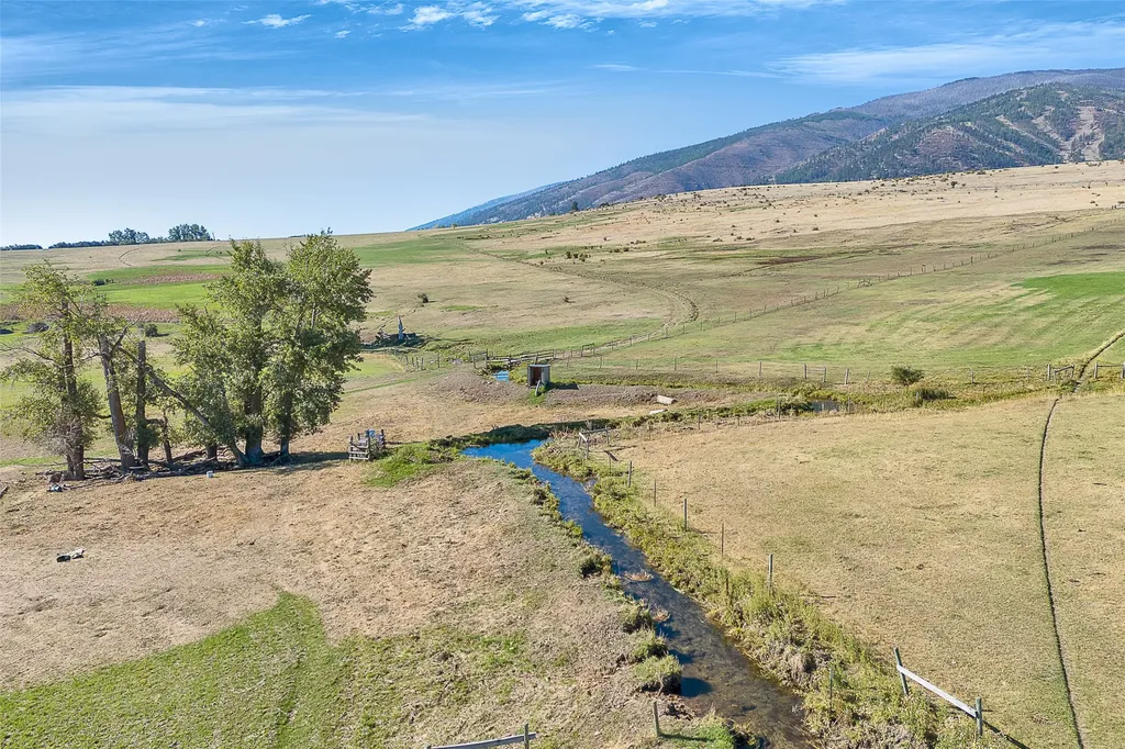 000 Homestead Pastures Florence MT 59833