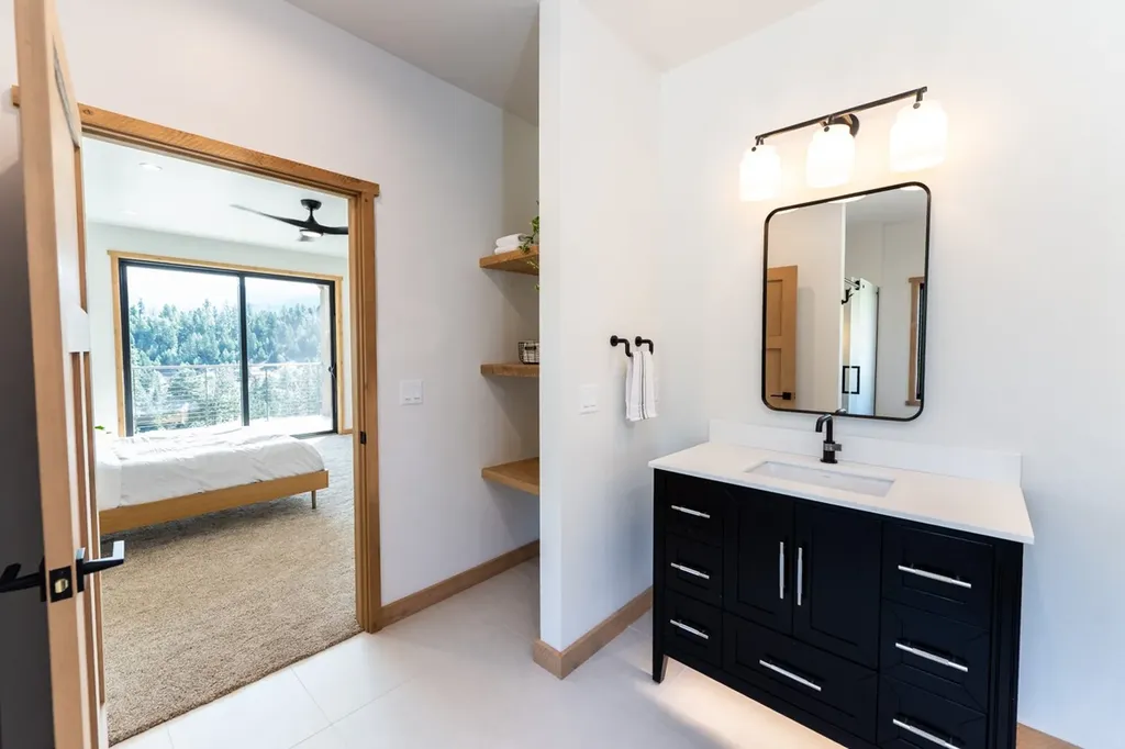80 Mountain Meadow Road Clancy MT 59634