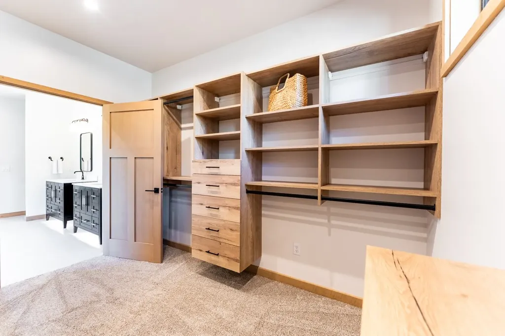 80 Mountain Meadow Road Clancy MT 59634