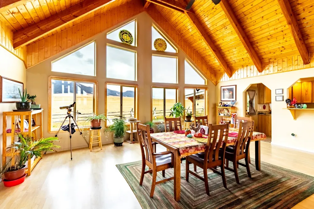 12 Bench Road Whitehall MT 59759