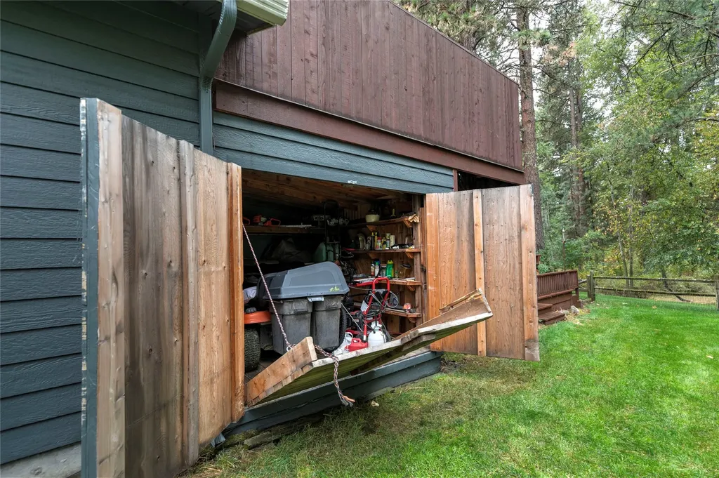 1715 Streamside Court Missoula MT 59808