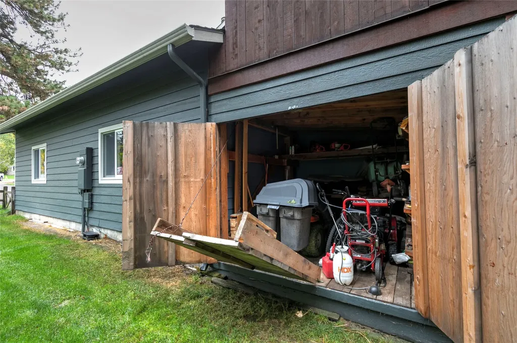 1715 Streamside Court Missoula MT 59808