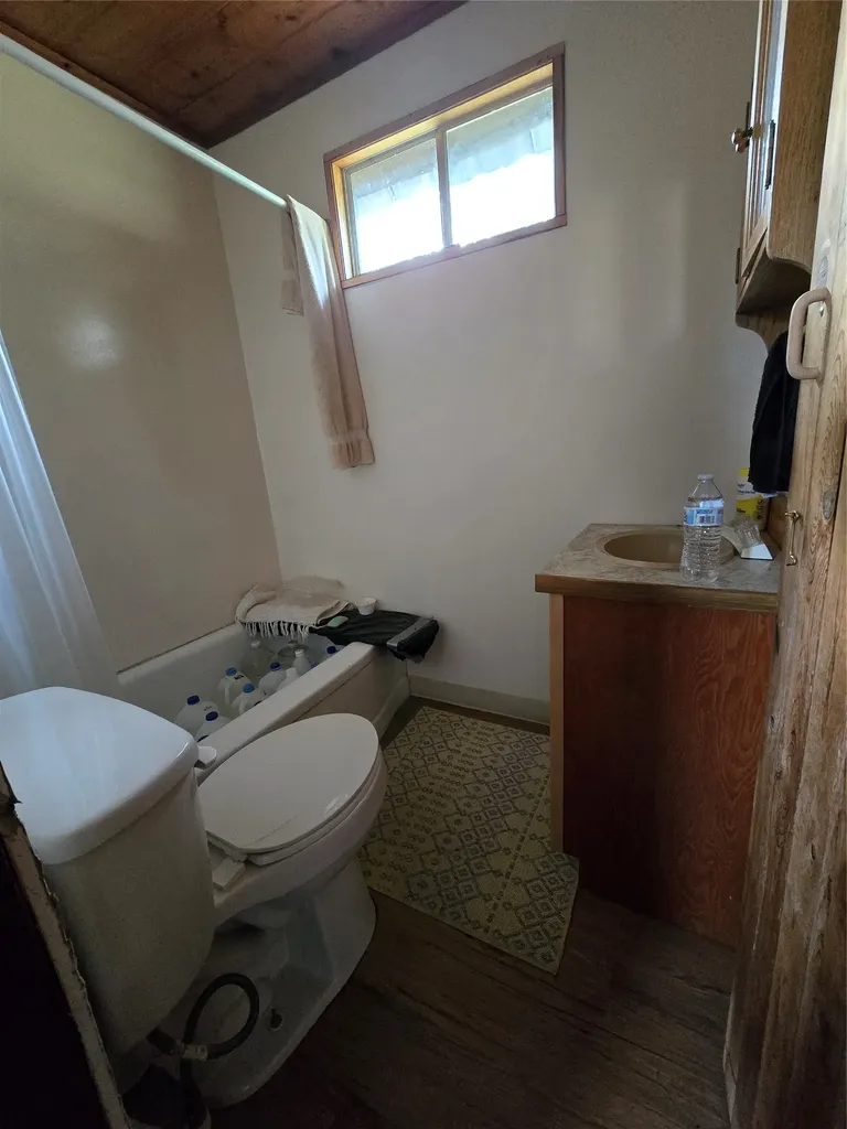 338 River View Drive Yaak MT 59935