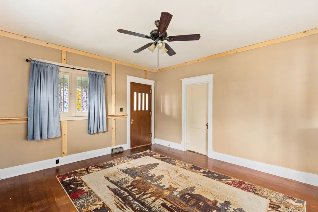 114 3rd Avenue S Stanford MT 59479