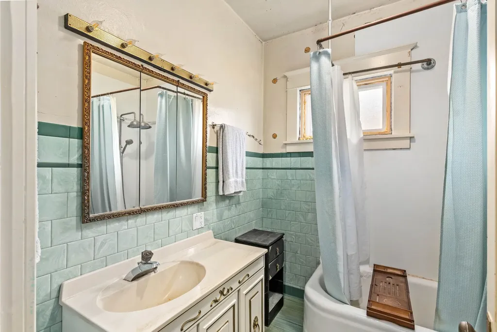 114 3rd Avenue S Stanford MT 59479