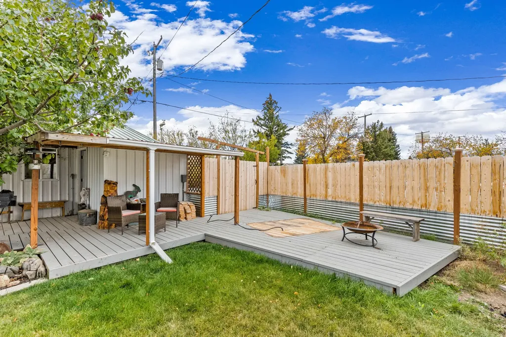 114 3rd Avenue S Stanford MT 59479