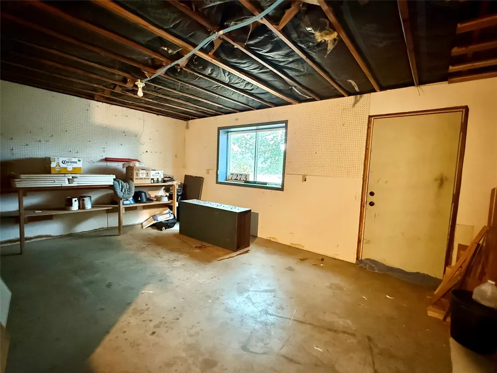 7273 Mount Highway 200 Plains MT 59859