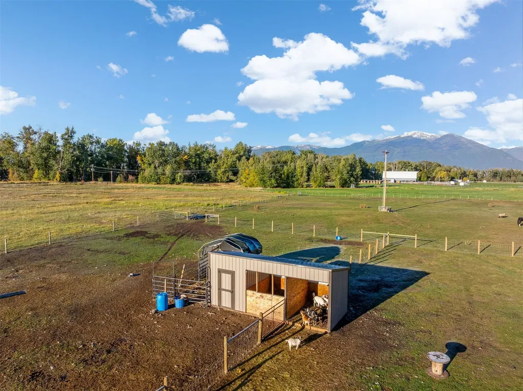 1073 N Burnt Fork Road Stevensville MT 59870