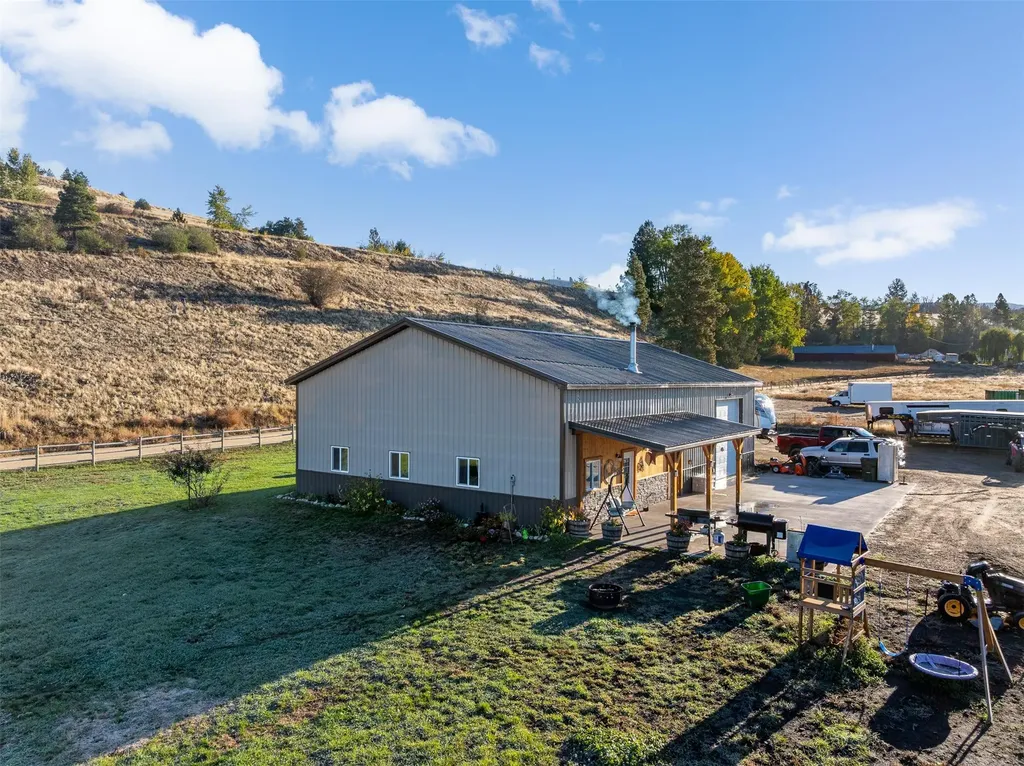 1073 N Burnt Fork Road Stevensville MT 59870