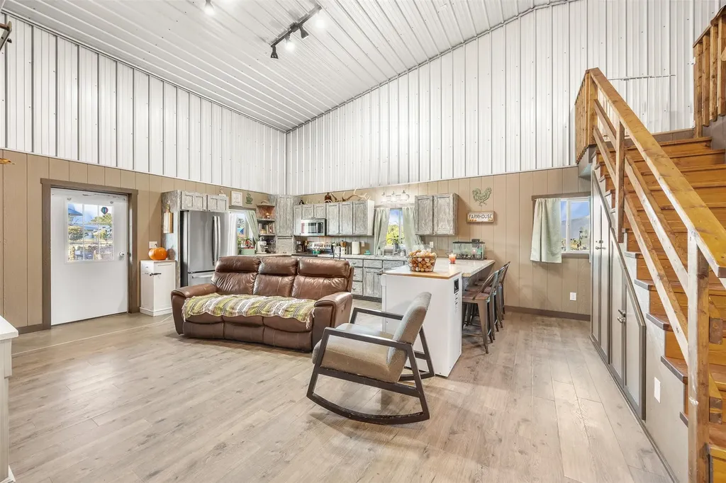 1073 N Burnt Fork Road Stevensville MT 59870