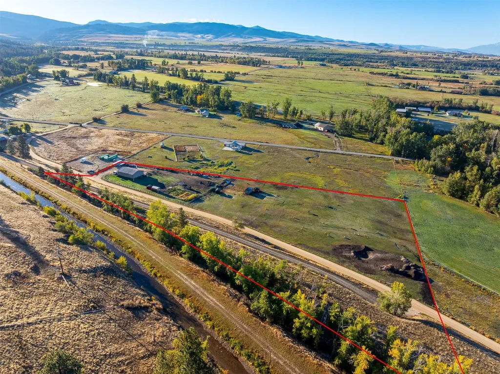 1073 N Burnt Fork Road Stevensville MT 59870