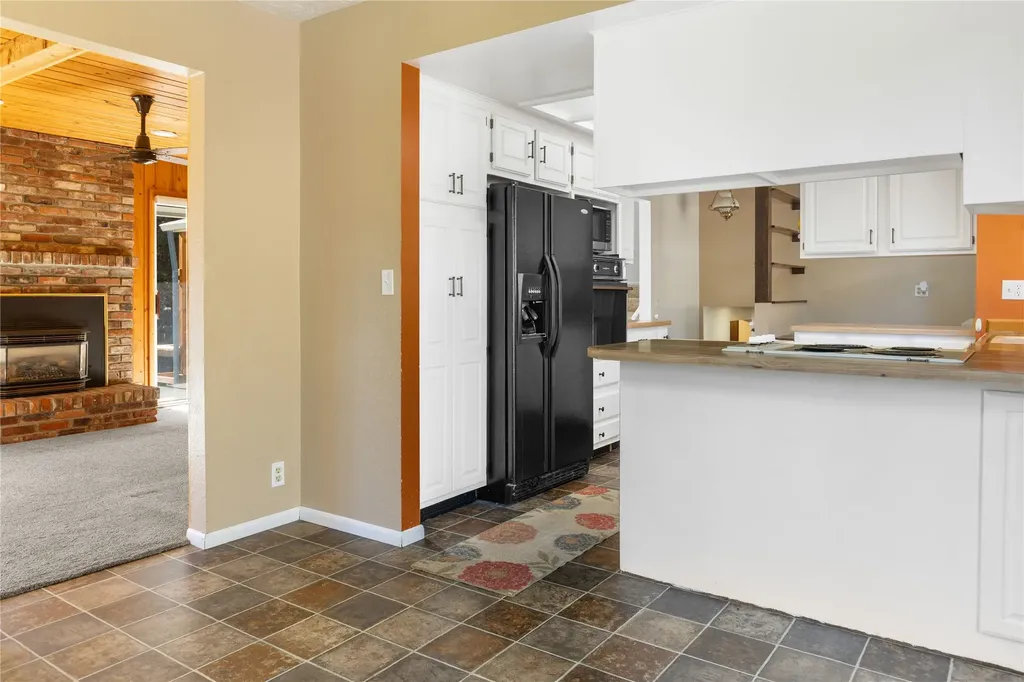 14 Ante Lane Jefferson City MT 59638