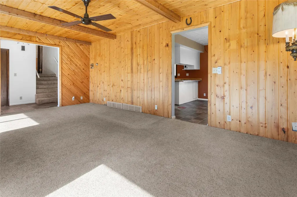 14 Ante Lane Jefferson City MT 59638