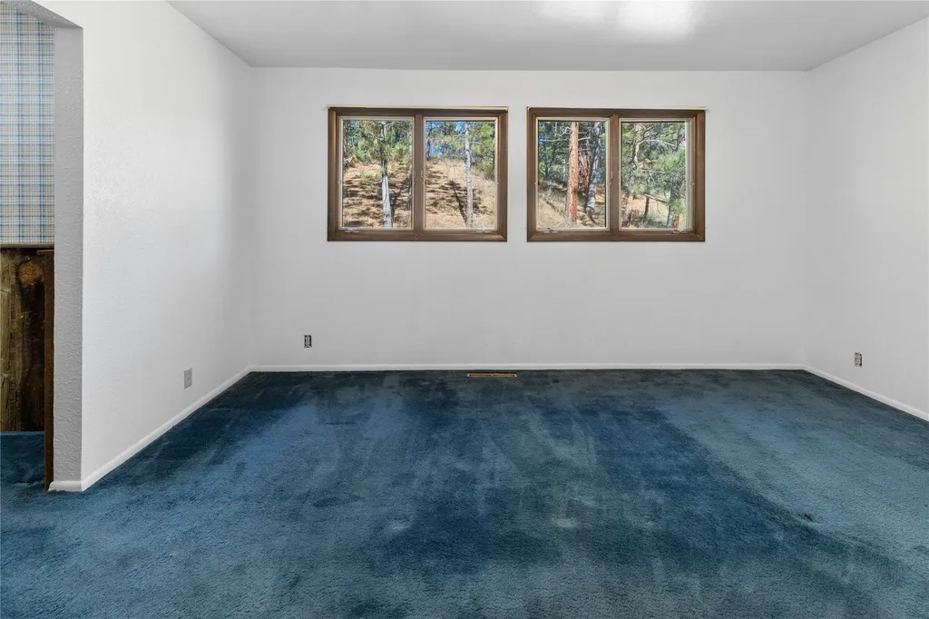 14 Ante Lane Jefferson City MT 59638