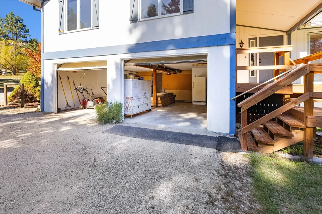 14 Ante Lane Jefferson City MT 59638