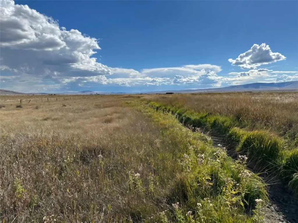 Nhn Luppold Road White Sulphur Springs MT 59645