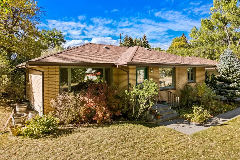 223 2nd Street S Cascade MT 59421