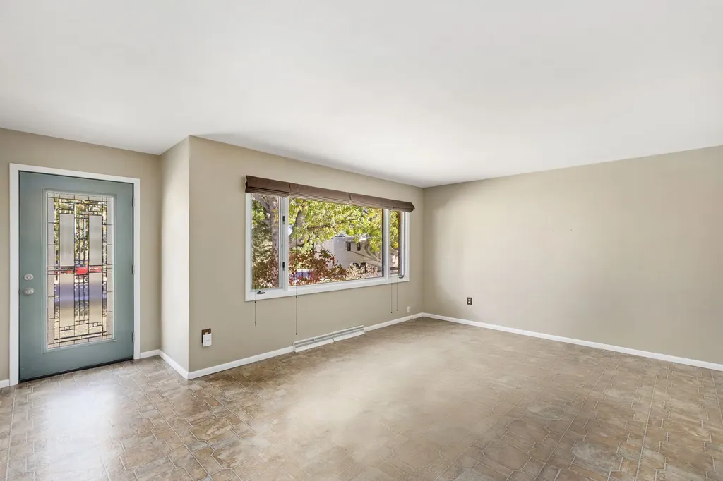 223 2nd Street S Cascade MT 59421
