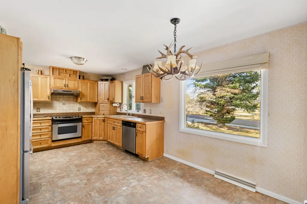 223 2nd Street S Cascade MT 59421