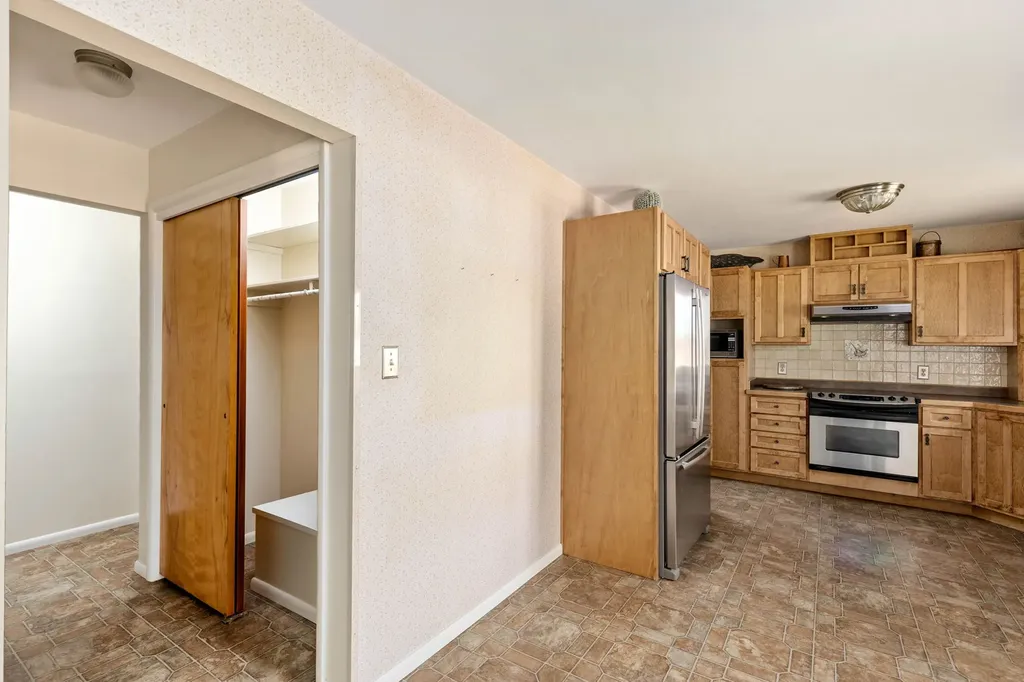 223 2nd Street S Cascade MT 59421