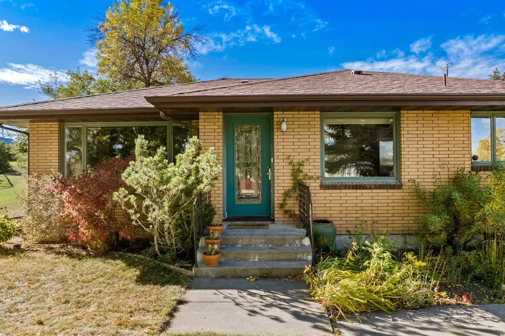 223 2nd Street S Cascade MT 59421