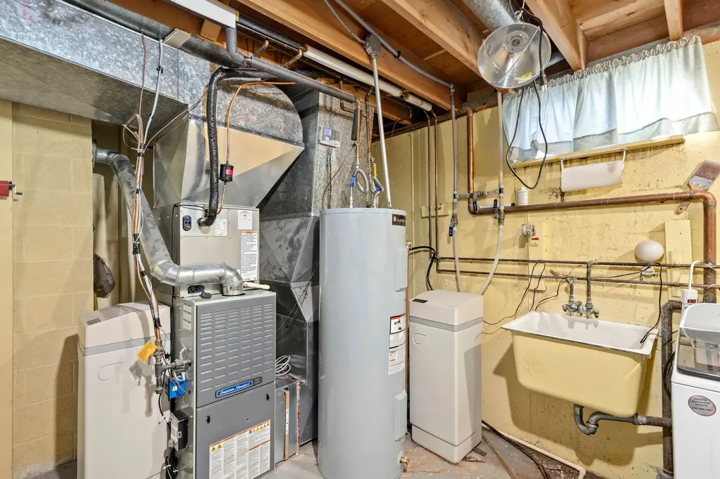 223 2nd Street S Cascade MT 59421