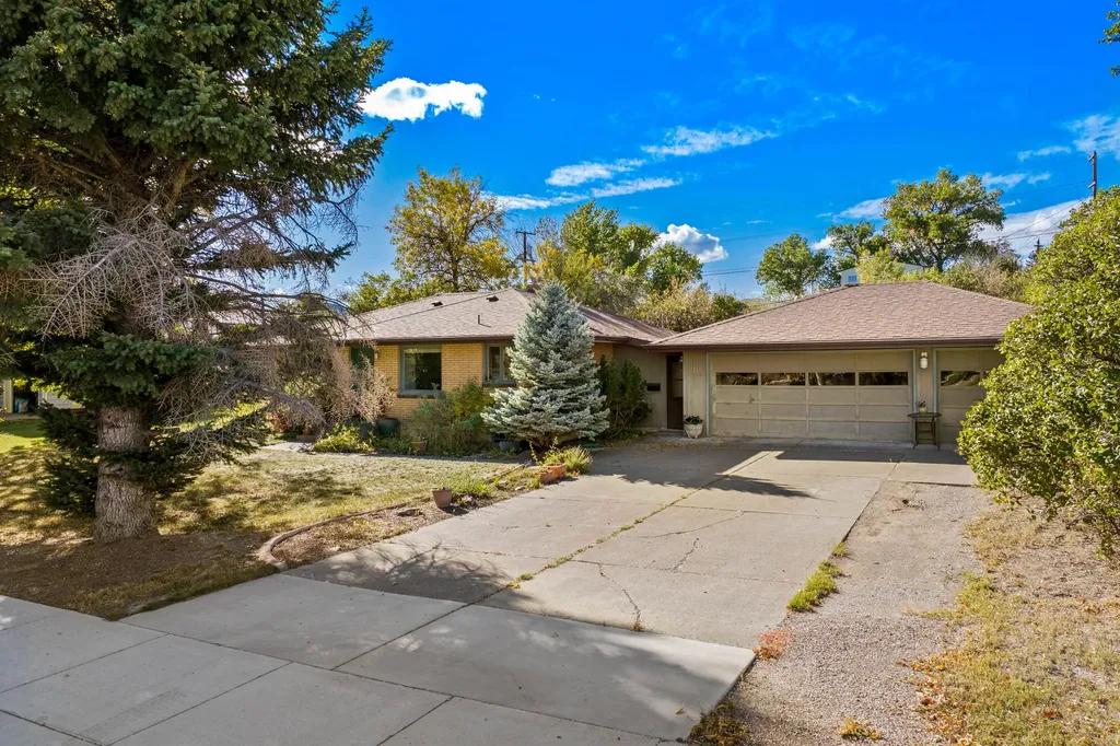 223 2nd Street S Cascade MT 59421